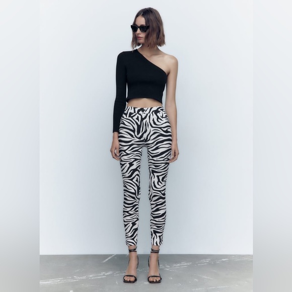 ZARA ANIMAL PRINT LEGGINGS - Picture 1 of 9